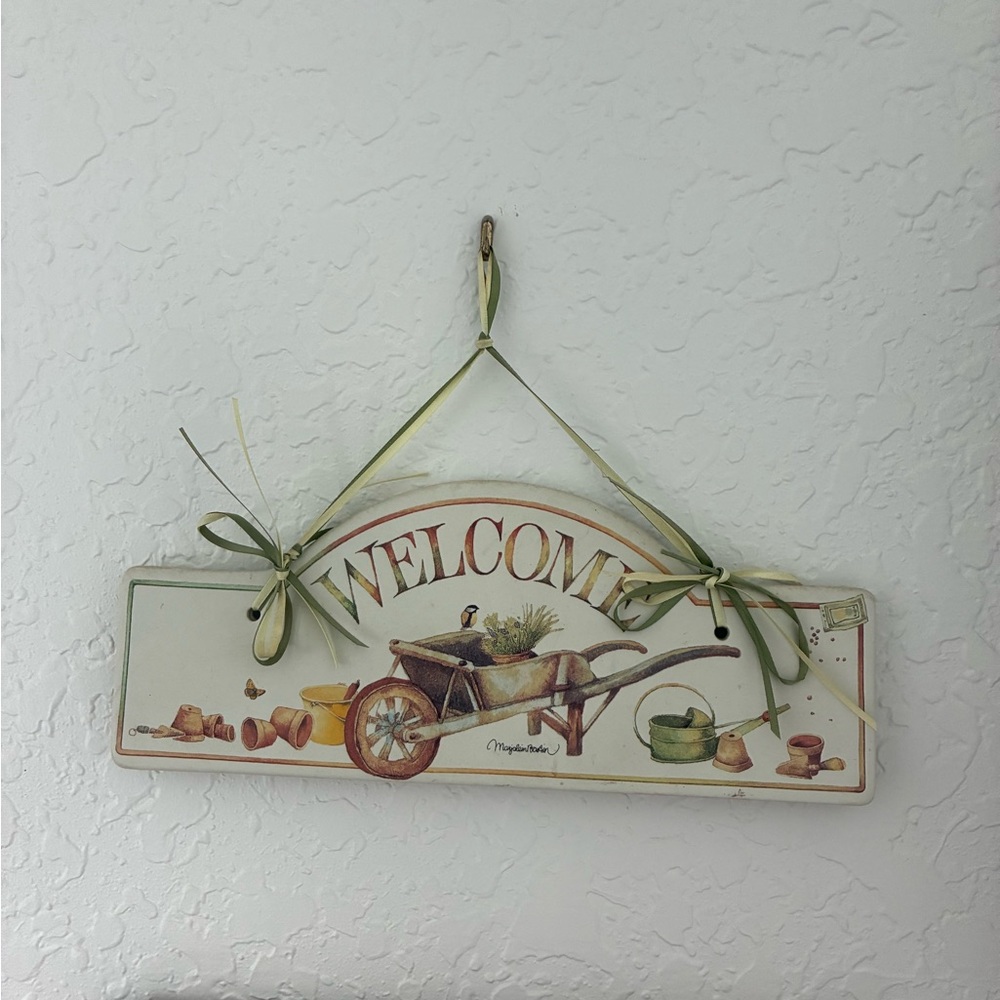 Hallmark Welcome Wall Plaque - Green, Brown, Cream